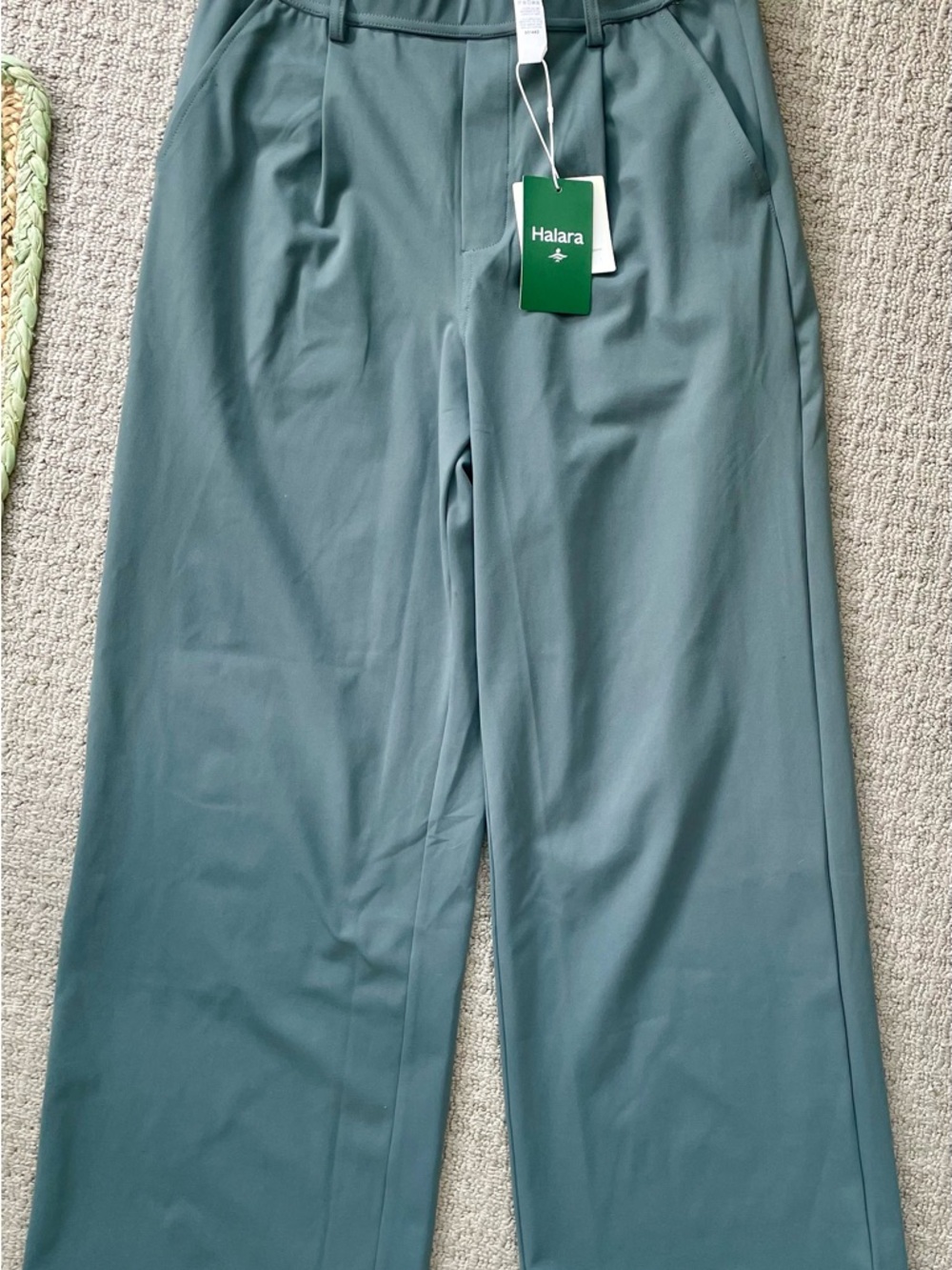 HALARA Women's Wide-Leg Pants in Teal Green
